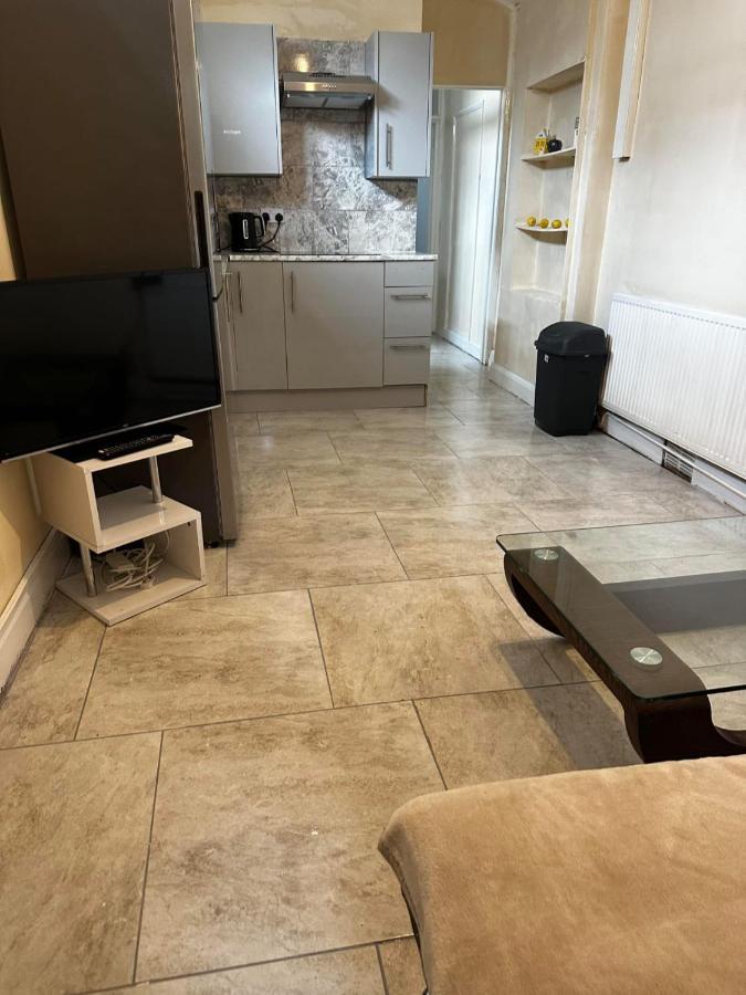 Bloomsbury Apartments - Edgware London מראה חיצוני תמונה